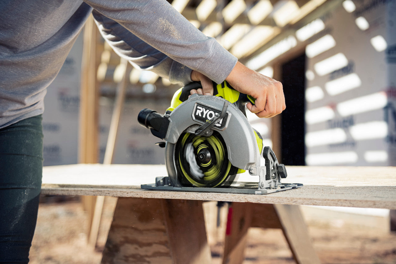 Like New - RYOBI ONE+ HP 18V Brushless Cordless 7-1/4 in. Circular Saw (Tool Only)