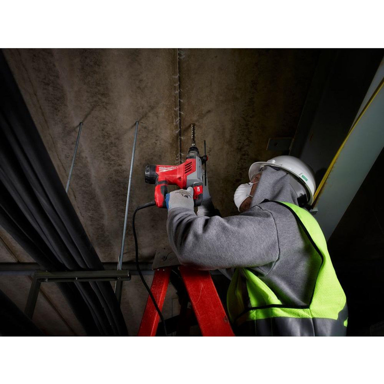 Like New - Milwaukee 5268-21 1-1/8 in. SDS-Plus Rotary Hammer
