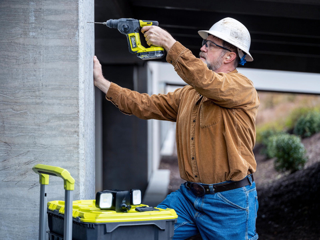 Like New -  RYOBI 18V ONE+ HP Compact Brushless 5/8-inch SDS-Plus Rotary Hammer Drill (Tool-Only) PSBRH01B